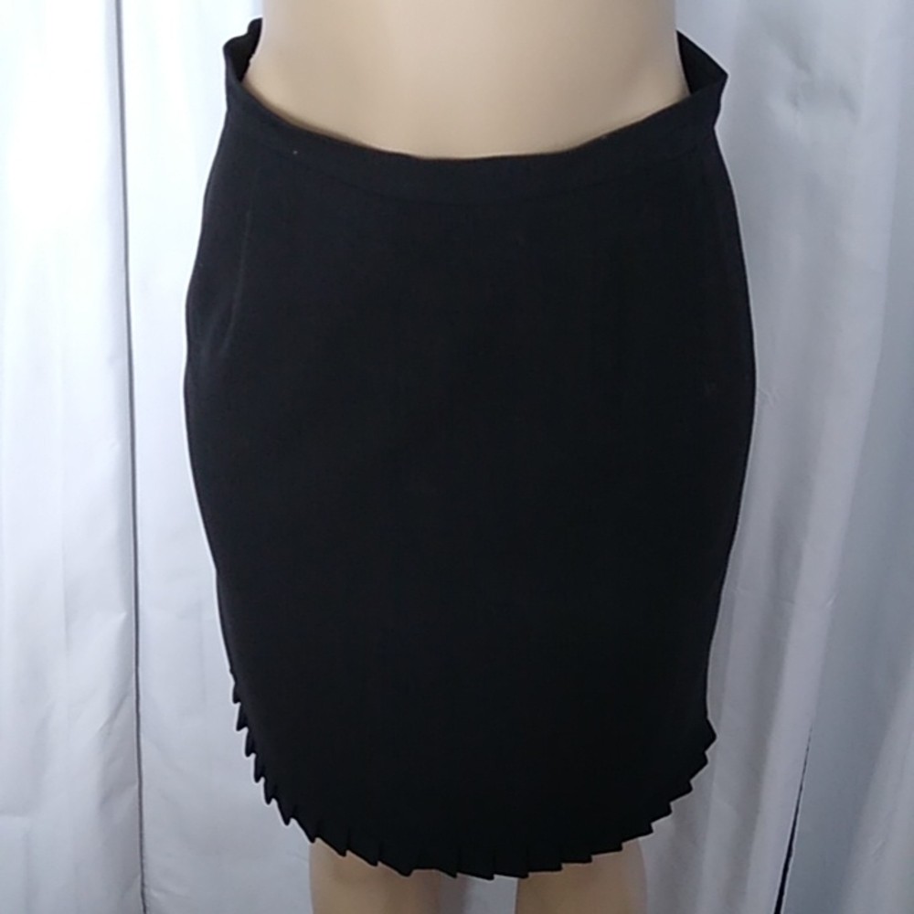 Tailor for B. Moss knife pleat skirt - 8